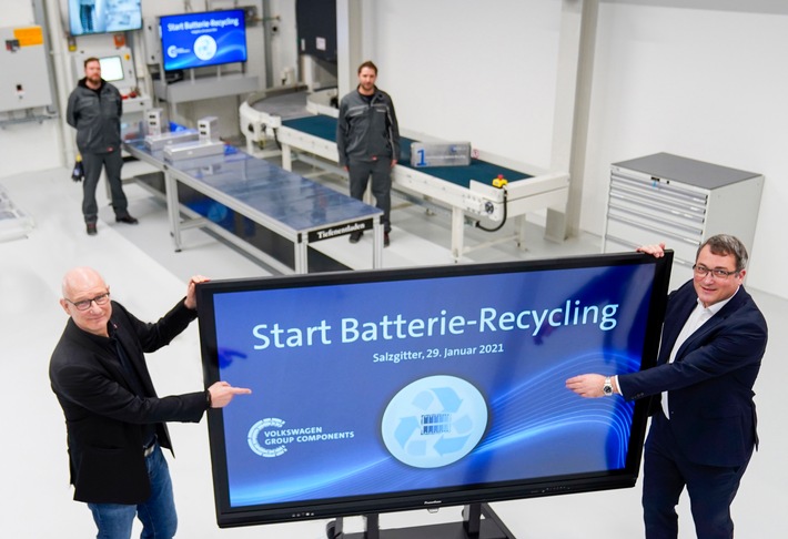 Aus alt mach neu: Volkswagen Group Components startet Batterie-Recycling