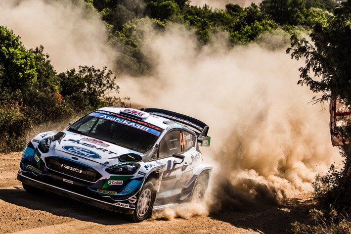 Alle drei Fiesta von M-Sport Ford erreichen das Ziel einer extrem harten Rallye Italien auf Sardinien